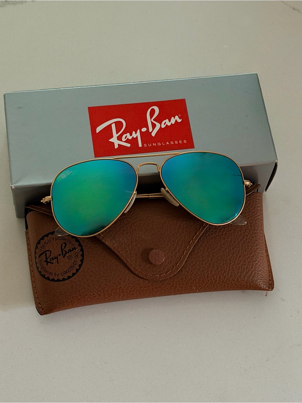 Ray-Ban Aviator Large Metal Sunglasses Gold frames with Green Mirror Lenses